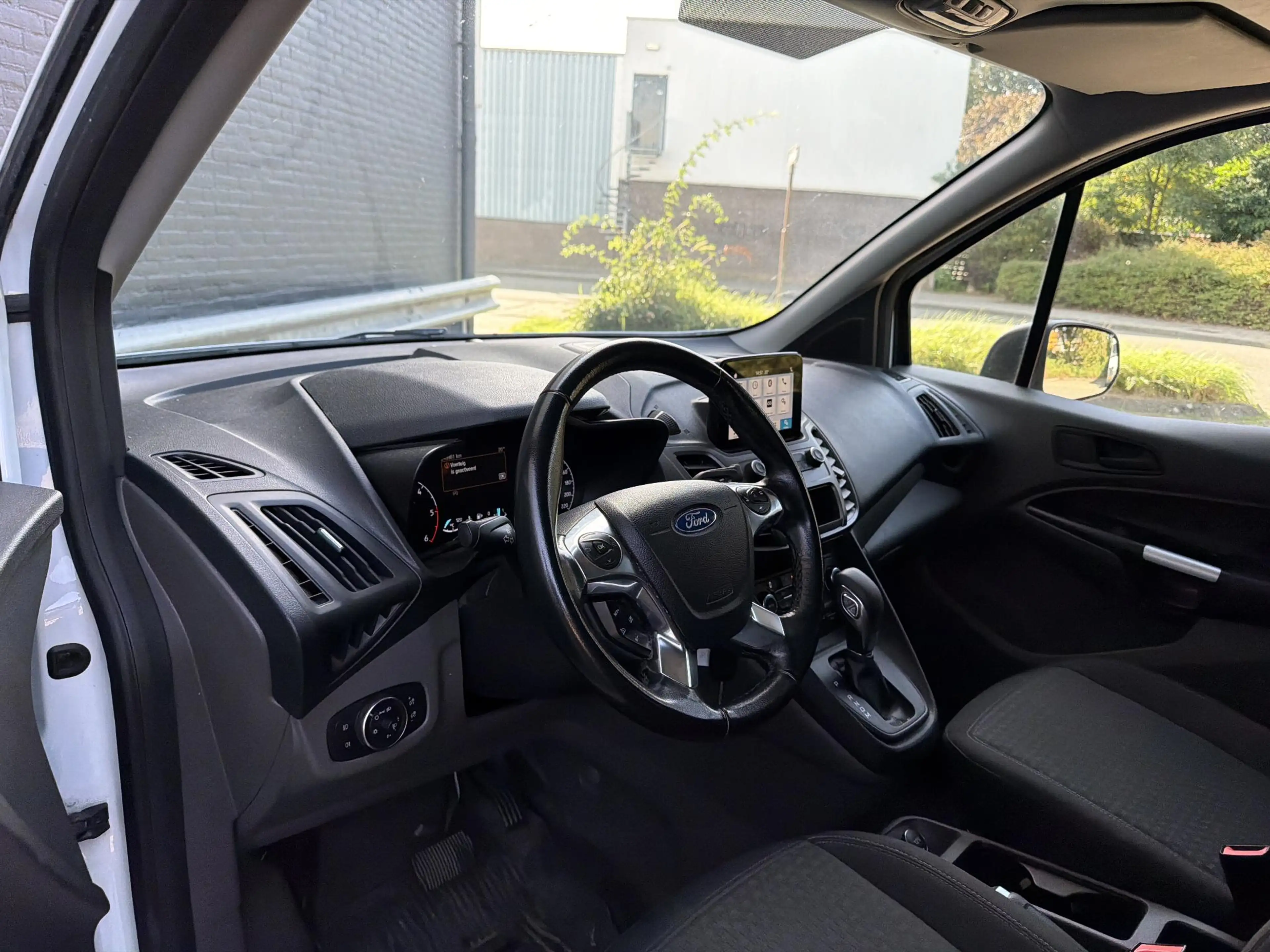 Ford Transit Connect 1.5 EcoBlue L1 Trend Automaat | € 6.450,- NETTO! | — photo 3