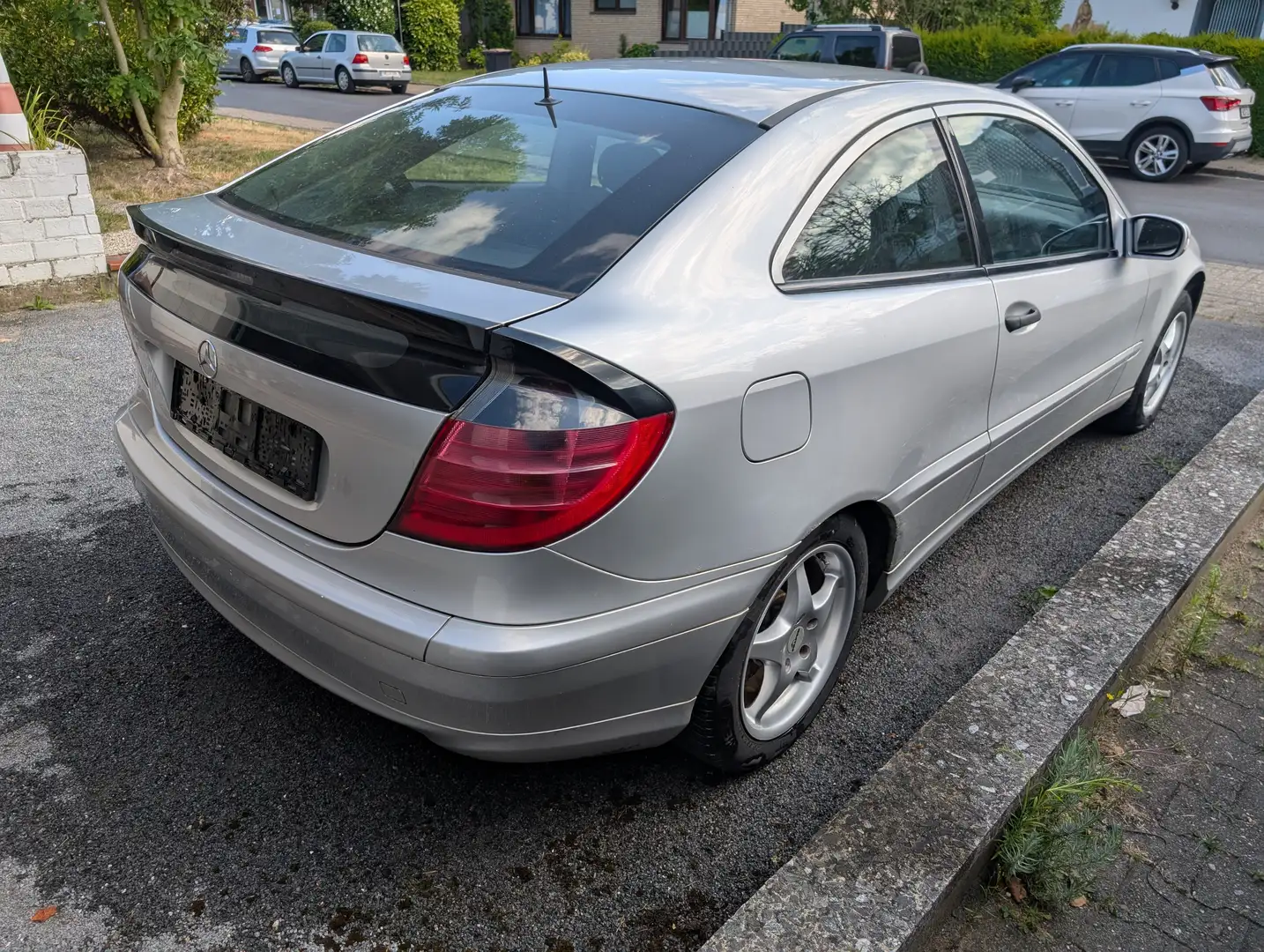 Mercedes-Benz C 200 C-Klasse Kompressor Sportcoupe Argent - 1
