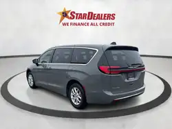 Chrysler Pacifica 2023