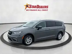 Chrysler Pacifica 2023