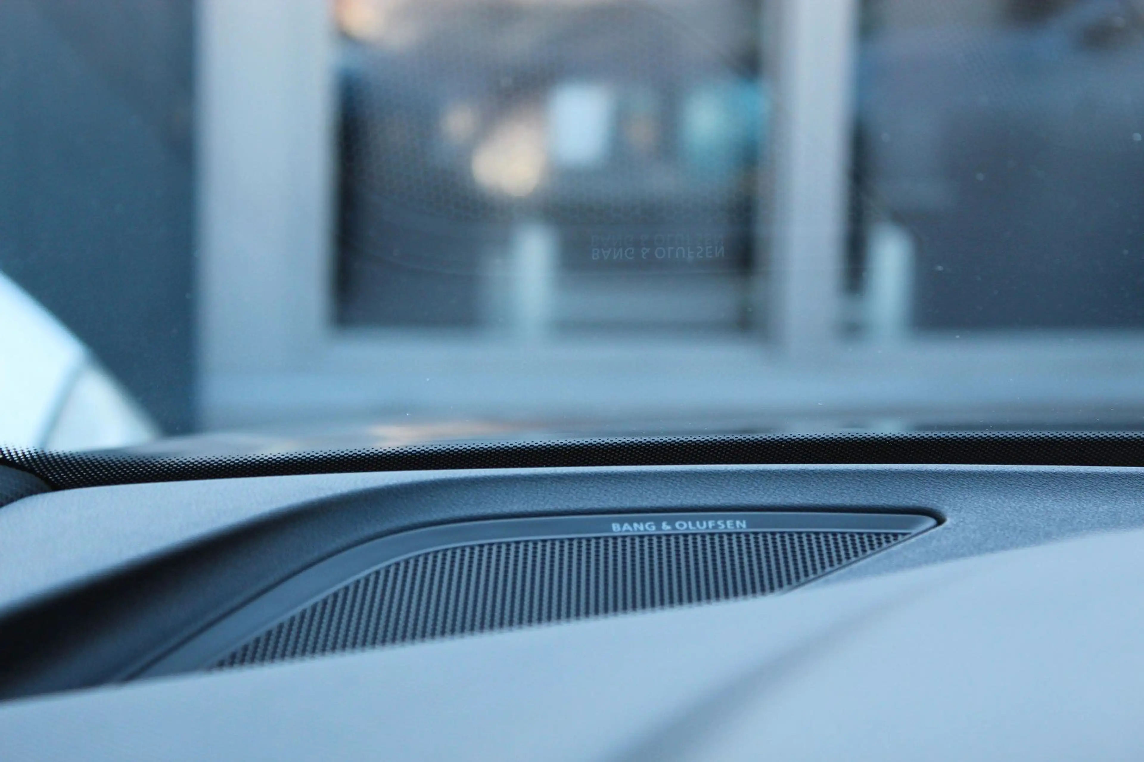 Audi TTS Coupe 2.0 TFSI S tronic quattro S-Line Bang — photo 32