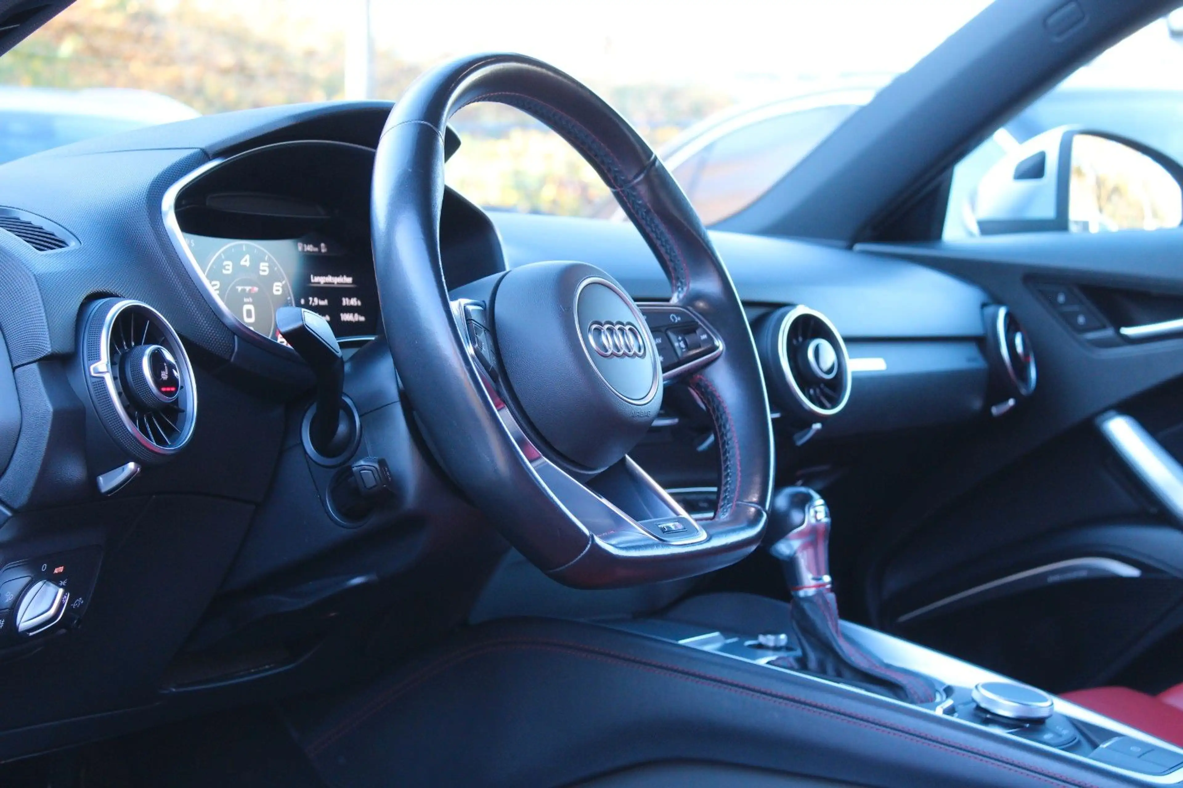 Audi TTS Coupe 2.0 TFSI S tronic quattro S-Line Bang — photo 20