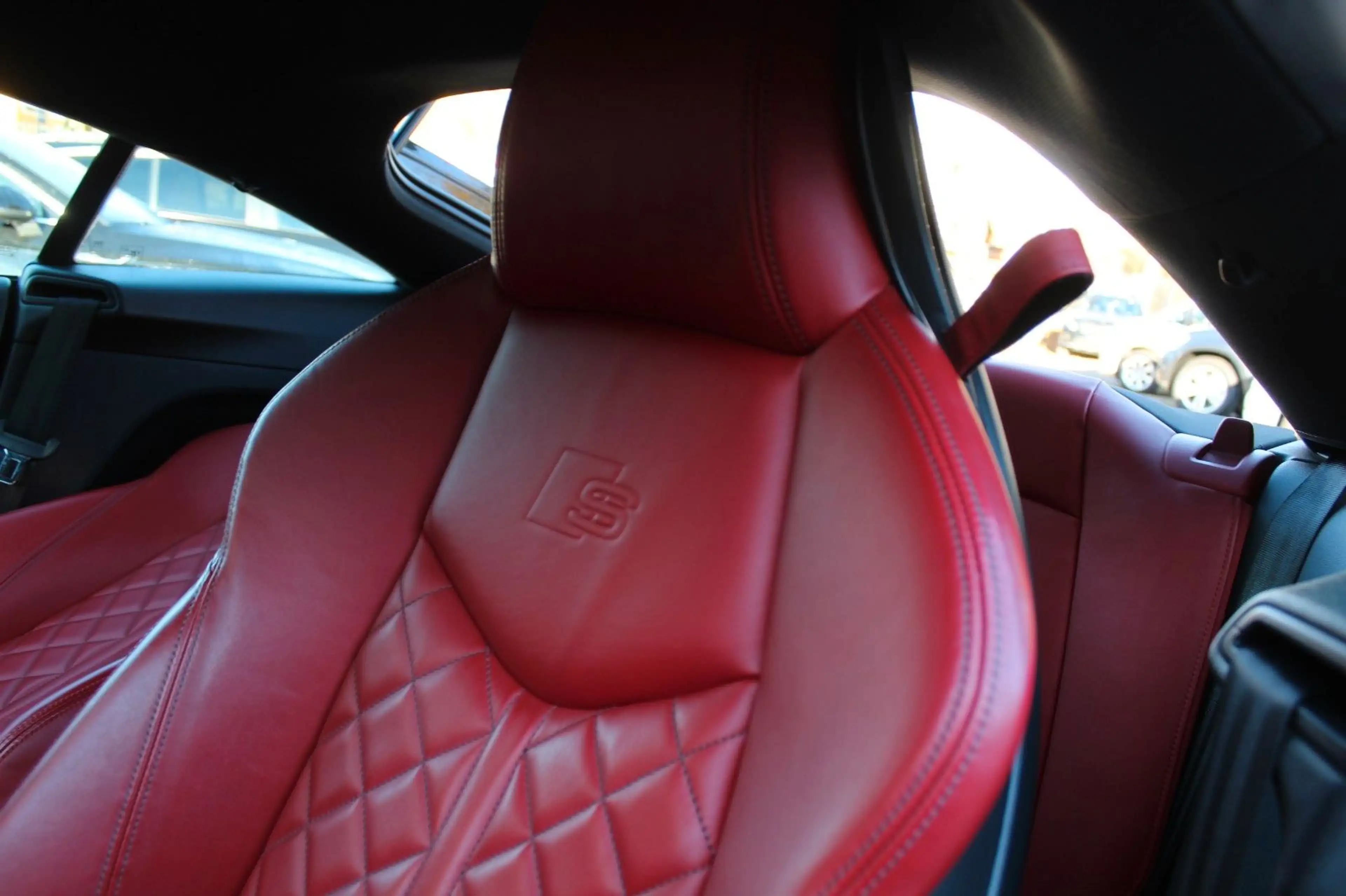 Audi TTS Coupe 2.0 TFSI S tronic quattro S-Line Bang — photo 30