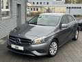 Mercedes-Benz A 180 BlueEfficiency / Scheckheft / Navi / Pdc / Grau - thumbnail 1