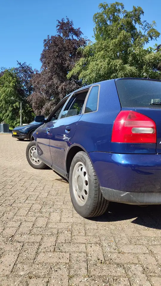 Audi A3 1.6 Attraction, foto 2