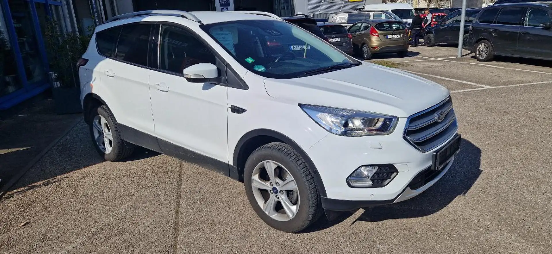 Ford Kuga Cool & Connect Weiß - 2