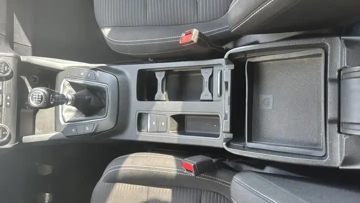 Ford Kuga Titanium 1.5 EcoBoost 2022, foto 24