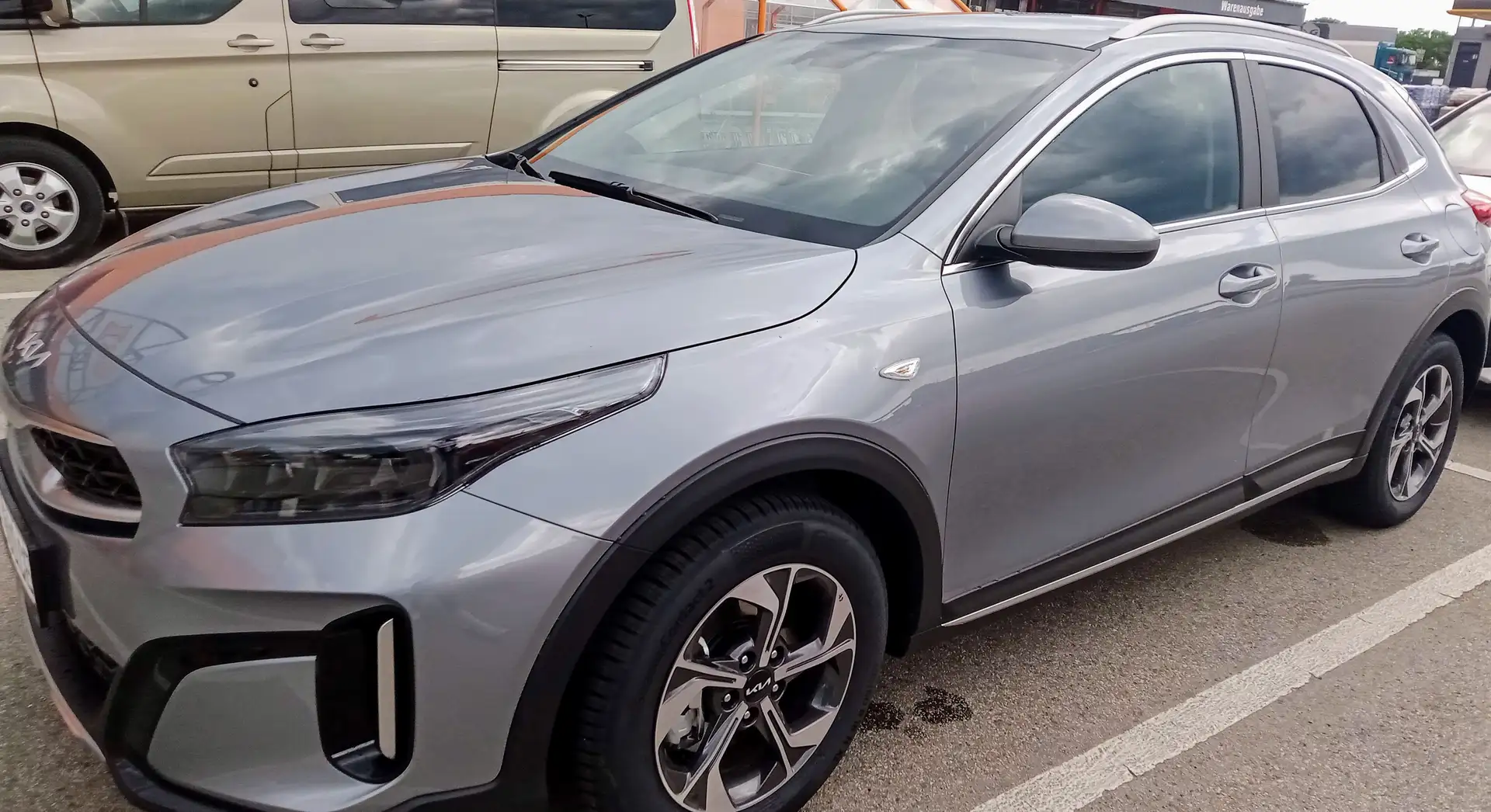 Kia XCeed Xceed 1,5 TGDI 48V GPF Silber DCT Silber - 1