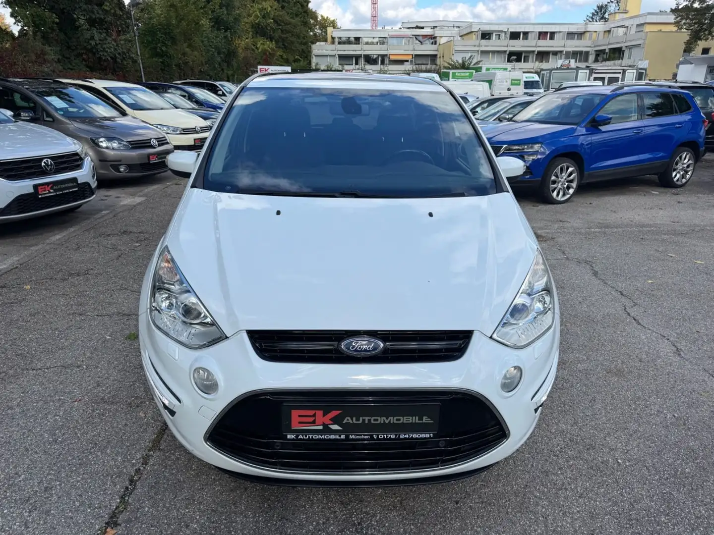Ford S-Max S-MAX Trend 7 Sitze Panorama  AHK PDC Weiß - 2