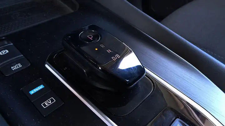 Nissan Qashqai E-POWER N-CONNECTA 2023, foto 12