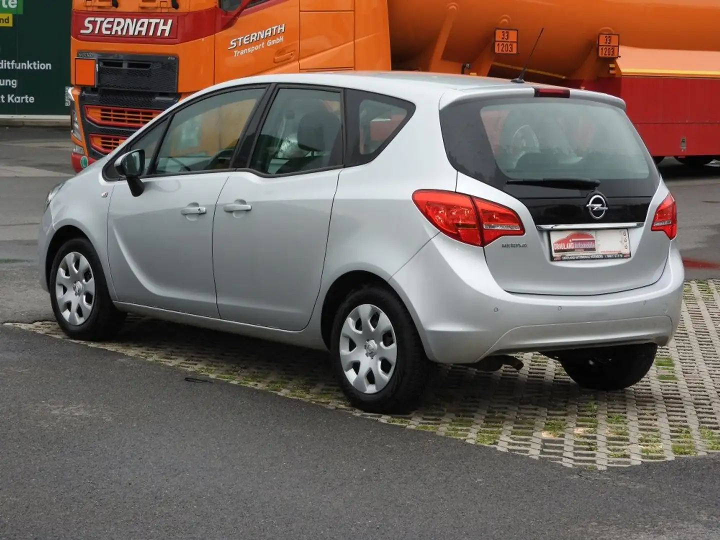 Opel Meriva Meriva 1,4 Ecotec Cool & Sound +BT+PDC Grau - 2