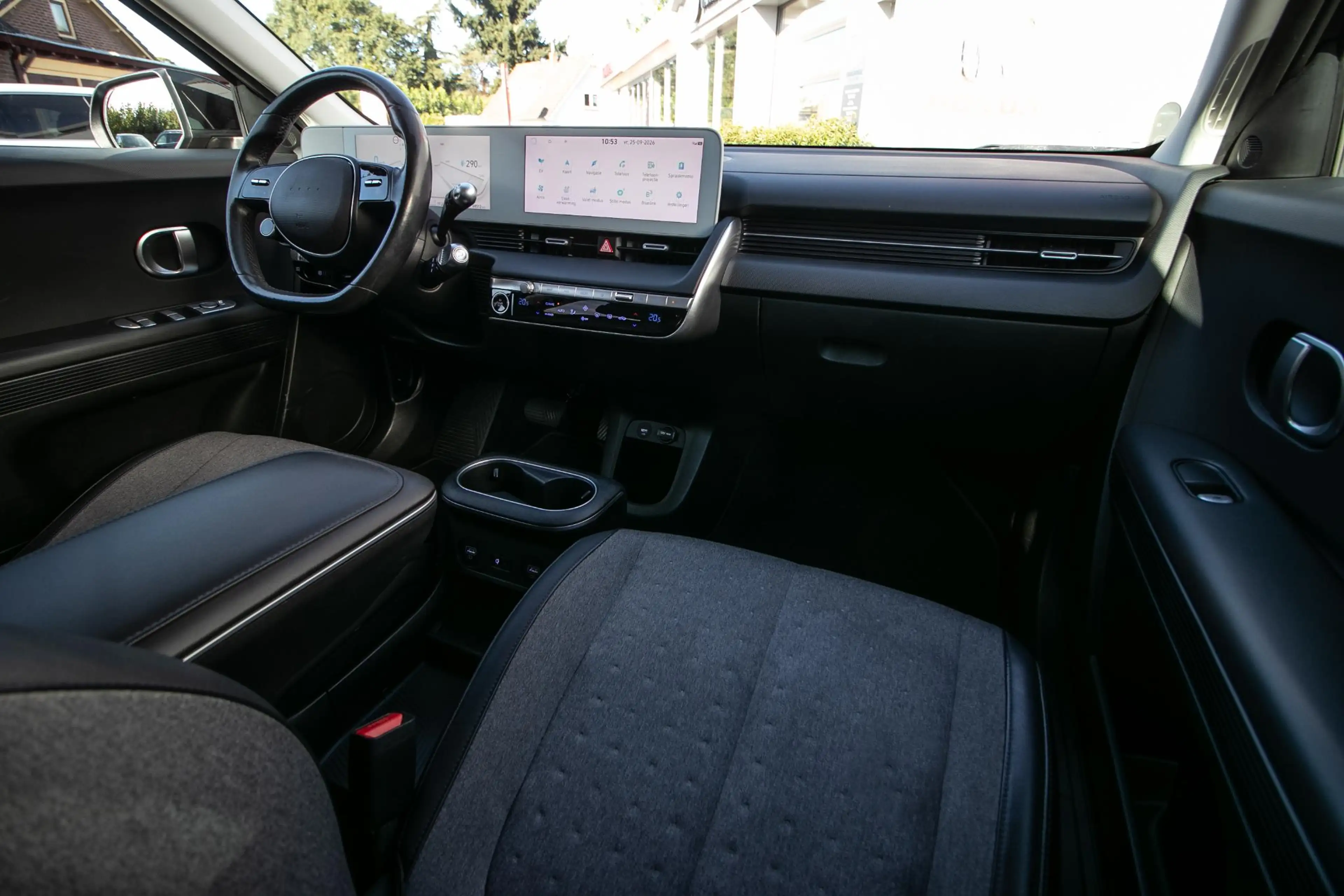 Hyundai IONIQ 5 Connect 73kWh SOH 99,7% | Stoel+stuurverw. | Ad. C — photo 3