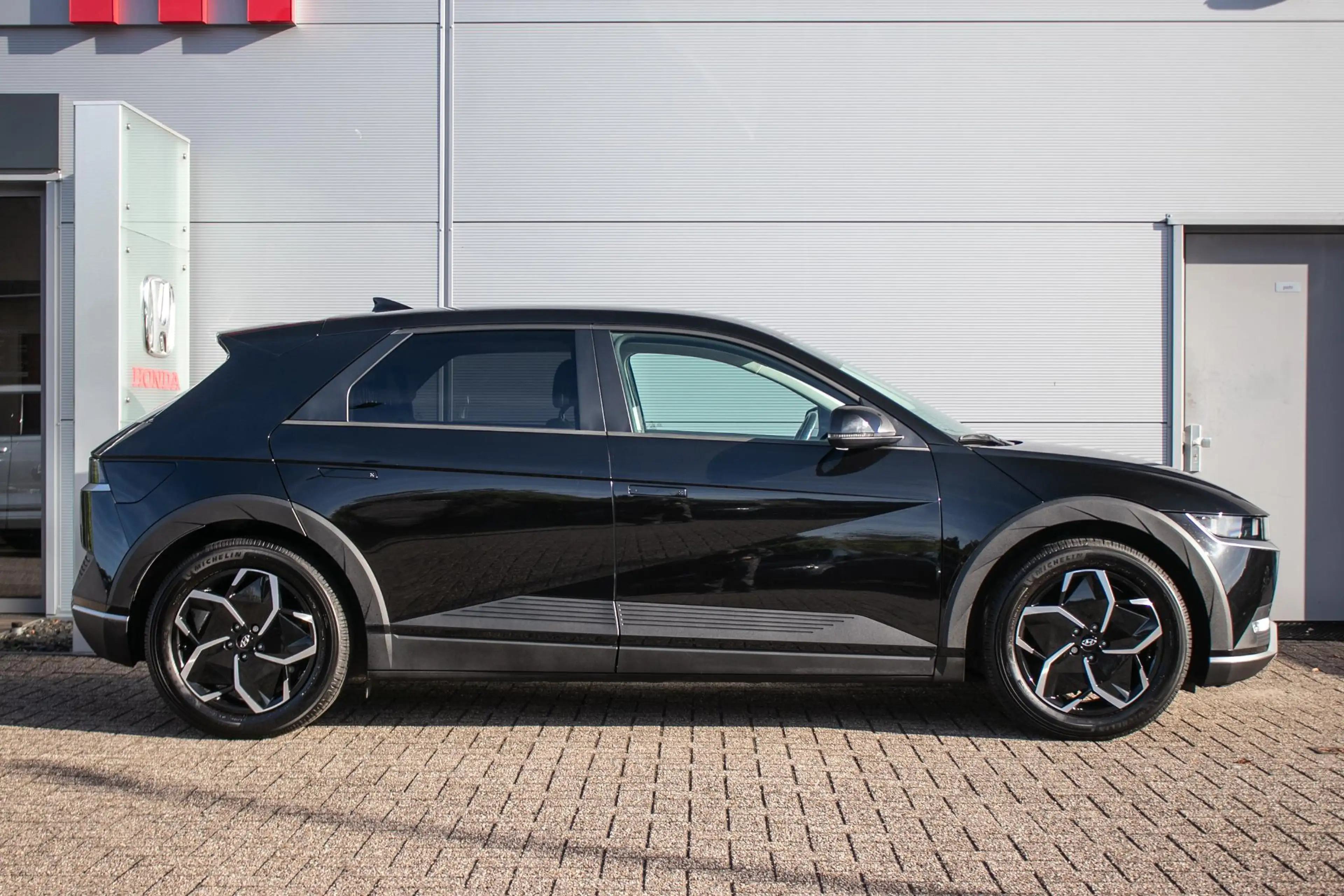 Hyundai IONIQ 5 Connect 73kWh SOH 99,7% | Stoel+stuurverw. | Ad. C — photo 11