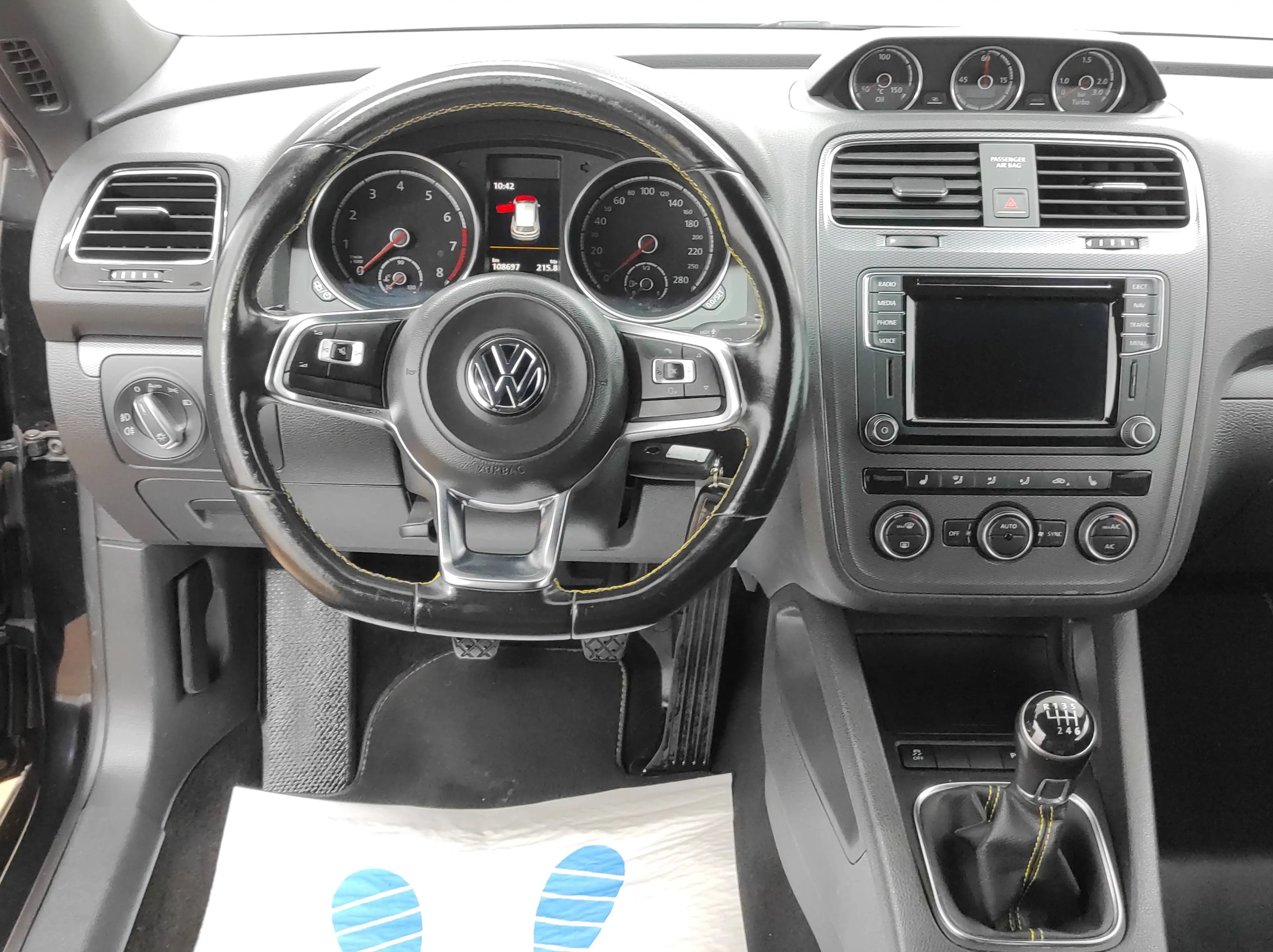 Volkswagen Scirocco 1.4 TSI NAVI KLIMAA SHZ 6-GANG PDCv+h EURO-6 SPORT — photo 13