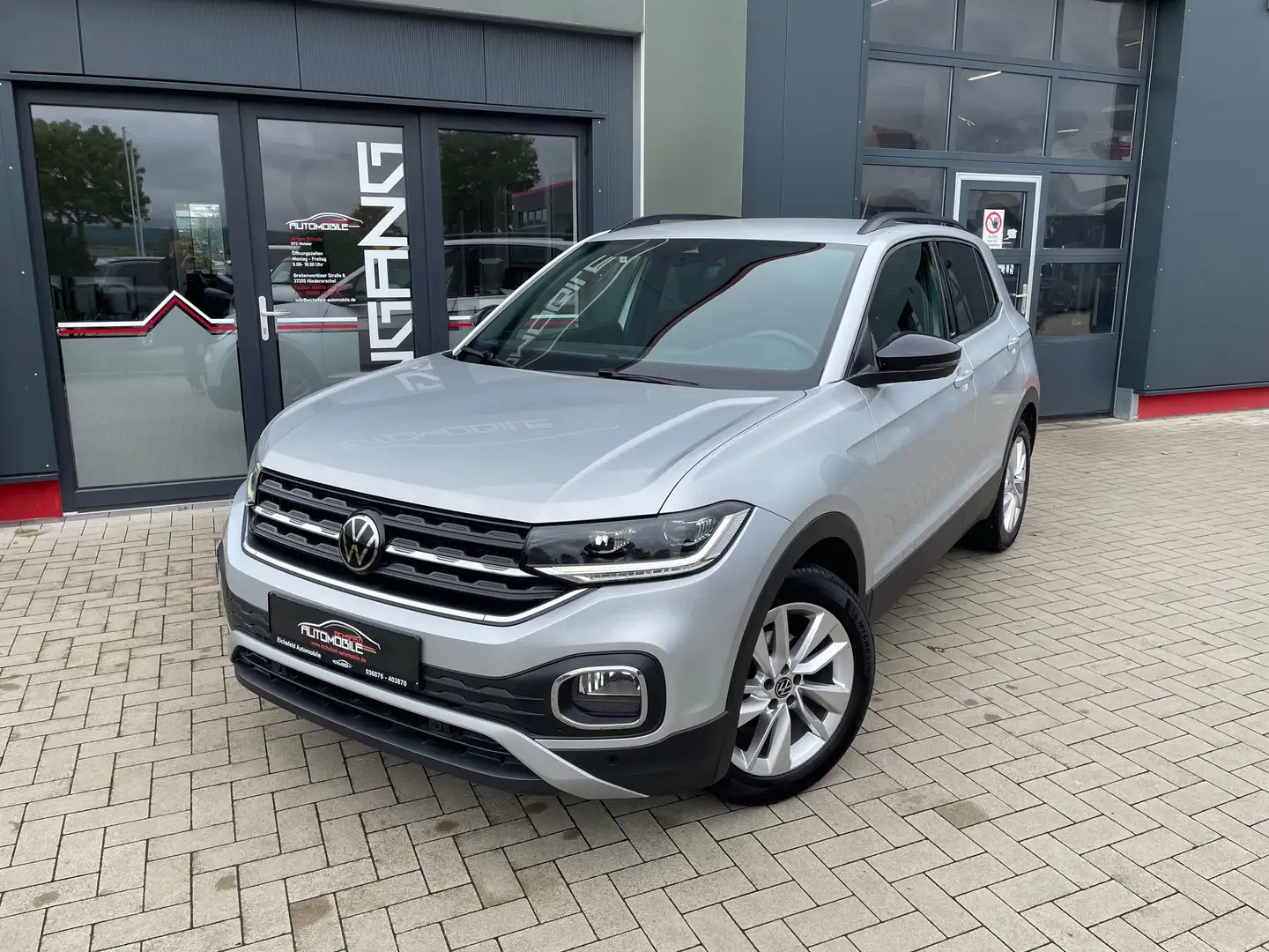 Volkswagen T-Cross Move LED Navi Grau - 2