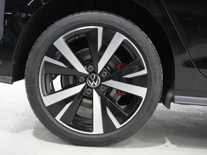 Volkswagen Golf 2026, foto 8