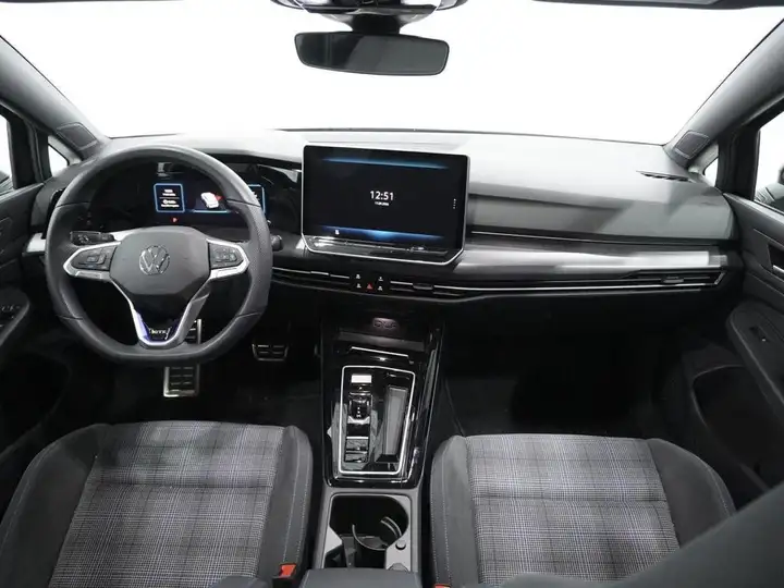 Volkswagen Golf 2026, foto 4