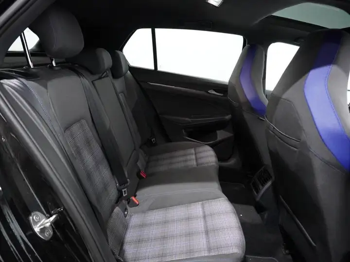 Volkswagen Golf 2026, foto 6