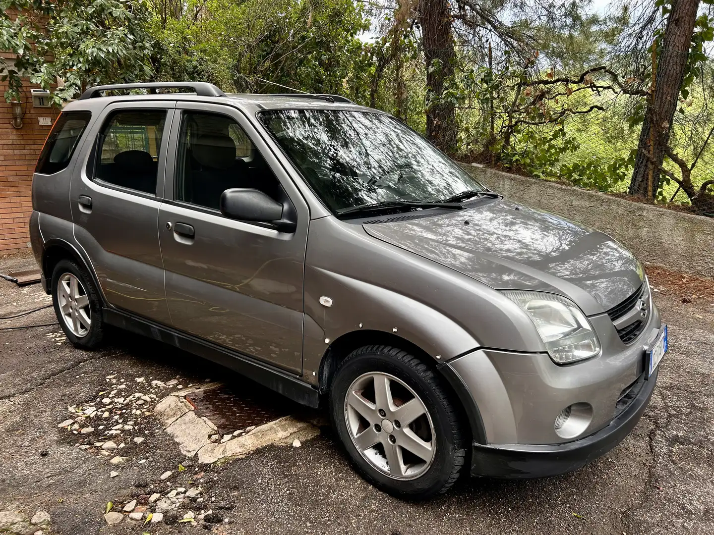 Suzuki Ignis 1.3 ddis Deluxe 2wd - 1