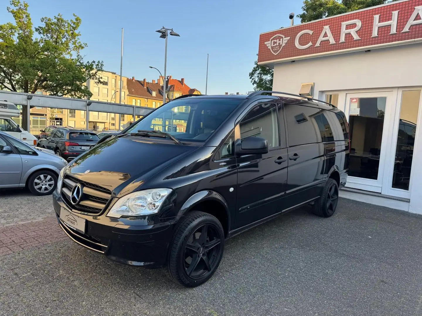 Mercedes-Benz Vito 4x4 116 CDI Lang Aut. *8 Sitzer*Tempomat* Zwart - 2