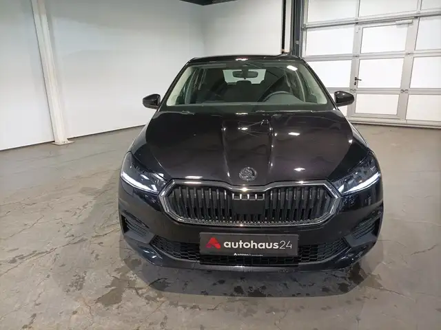 Skoda Fabia view 2
