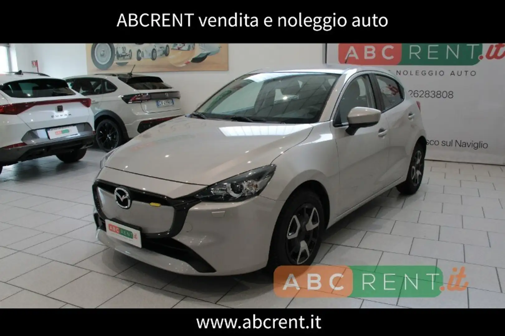 Mazda 2 Mazda2 1.5 Skyactiv-G Centre-Line Beige - 1