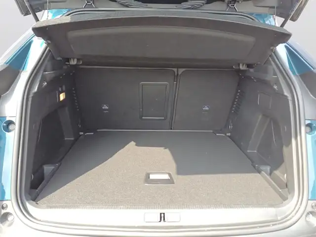 Peugeot 3008 view 7