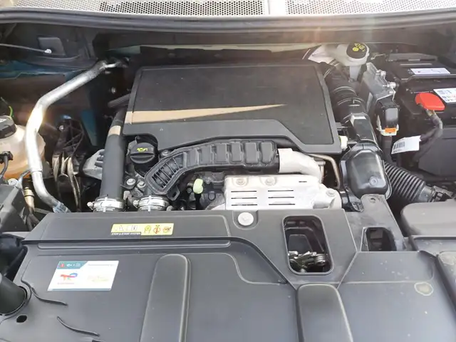 Peugeot 3008 view 5
