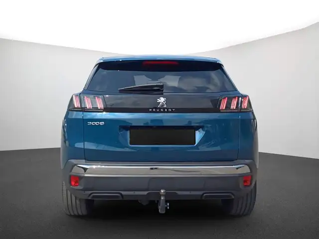 Peugeot 3008 view 3