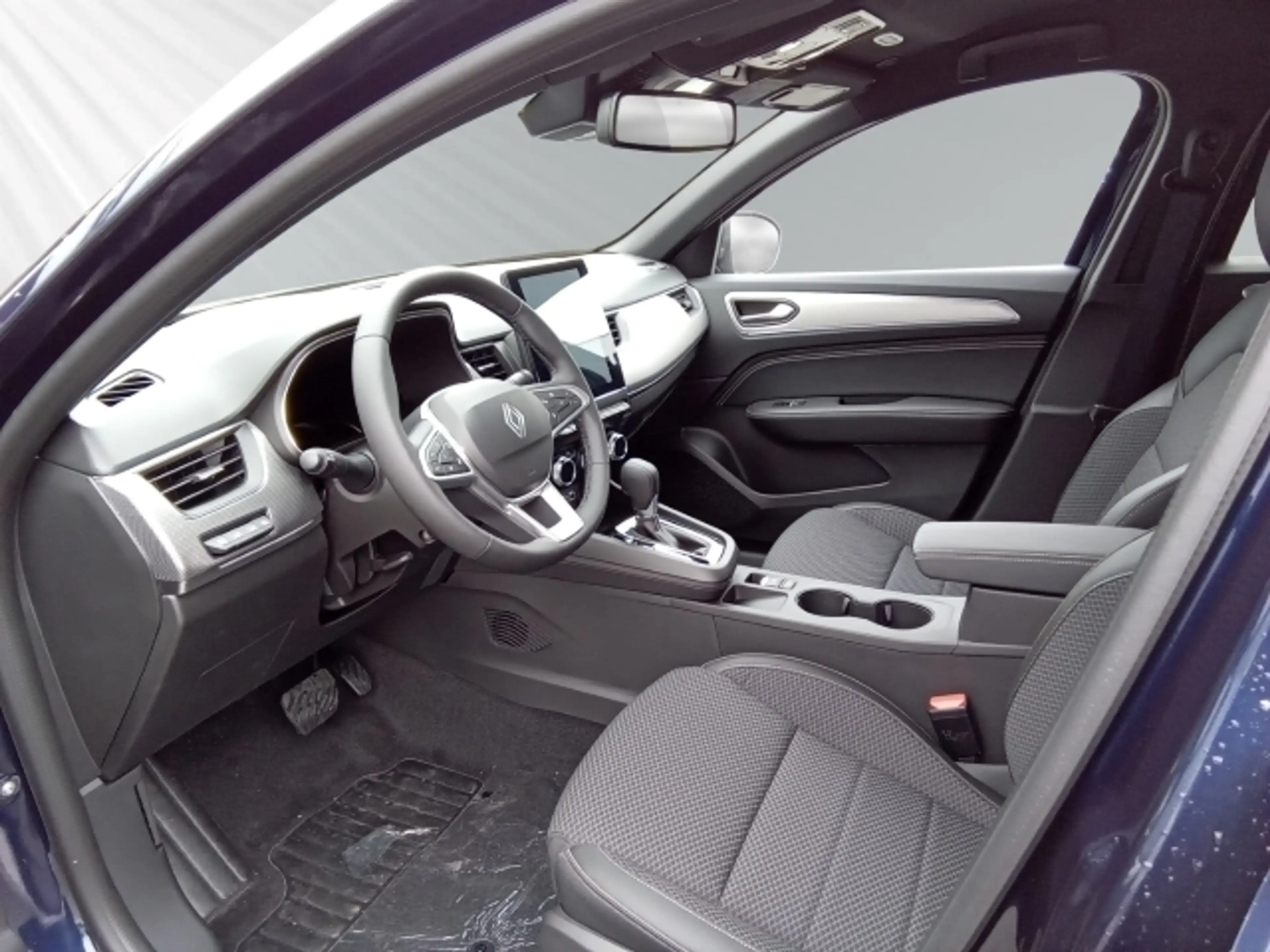 Renault Arkana TECHNO E-Tech Full Hybrid 145 — photo 9