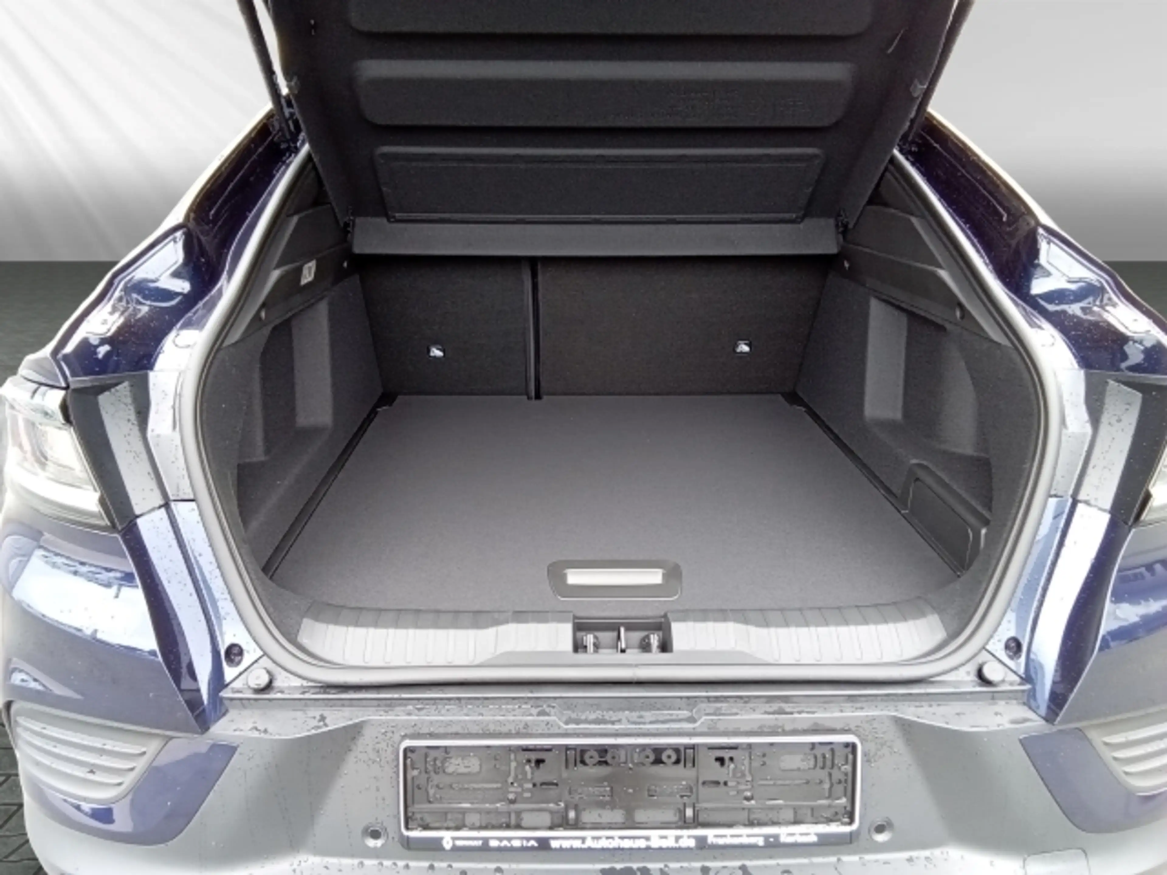 Renault Arkana TECHNO E-Tech Full Hybrid 145 — photo 8