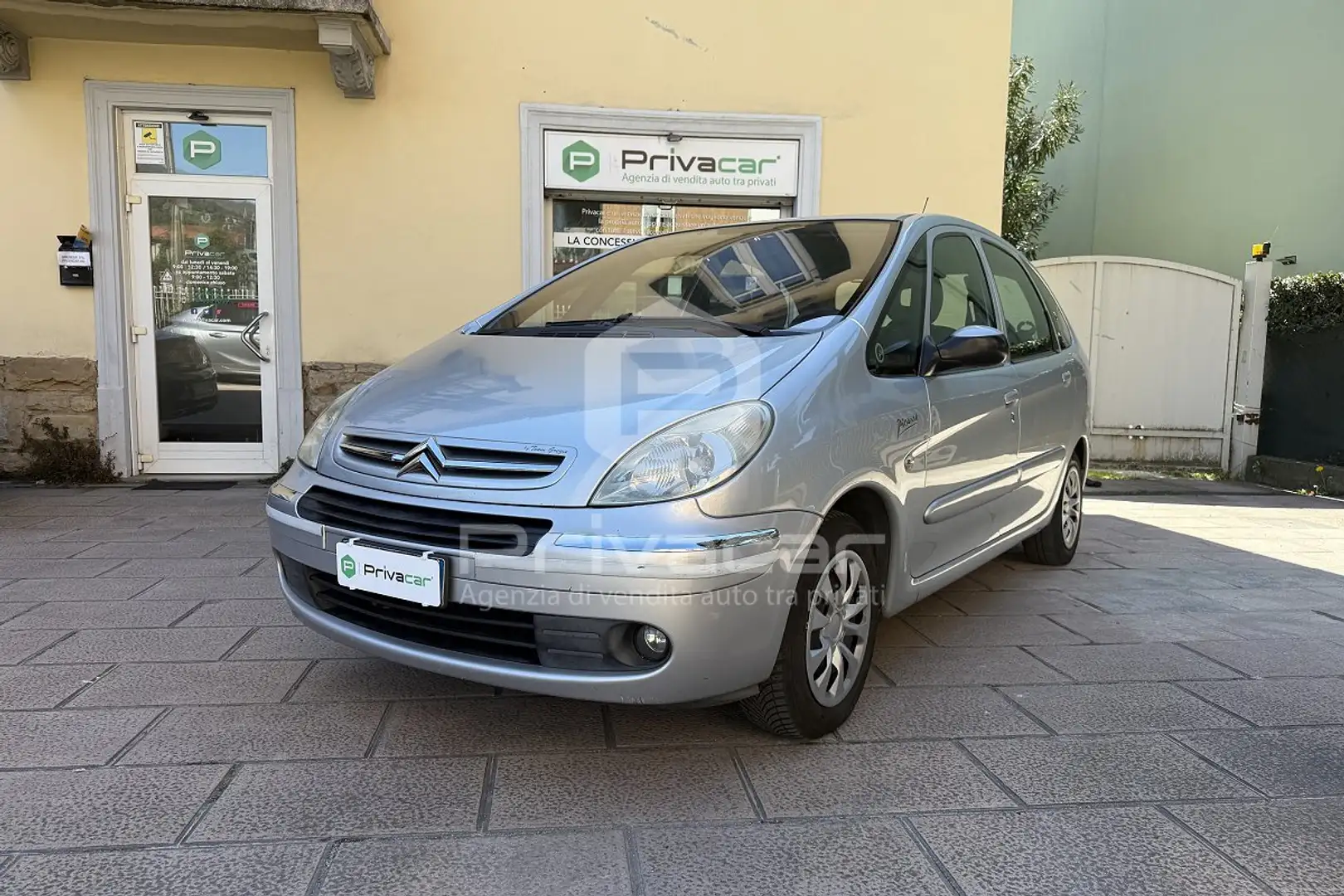 Citroen Xsara Picasso Picasso 1.6 HDi 110CV FAP Classique Plateado - 1