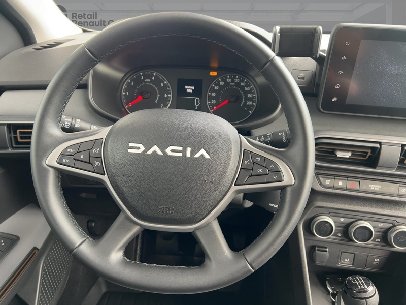 Dacia Jogger Extreme TCe 110 7-Sitzer SHZ PDC KLIMA ABS — photo 11