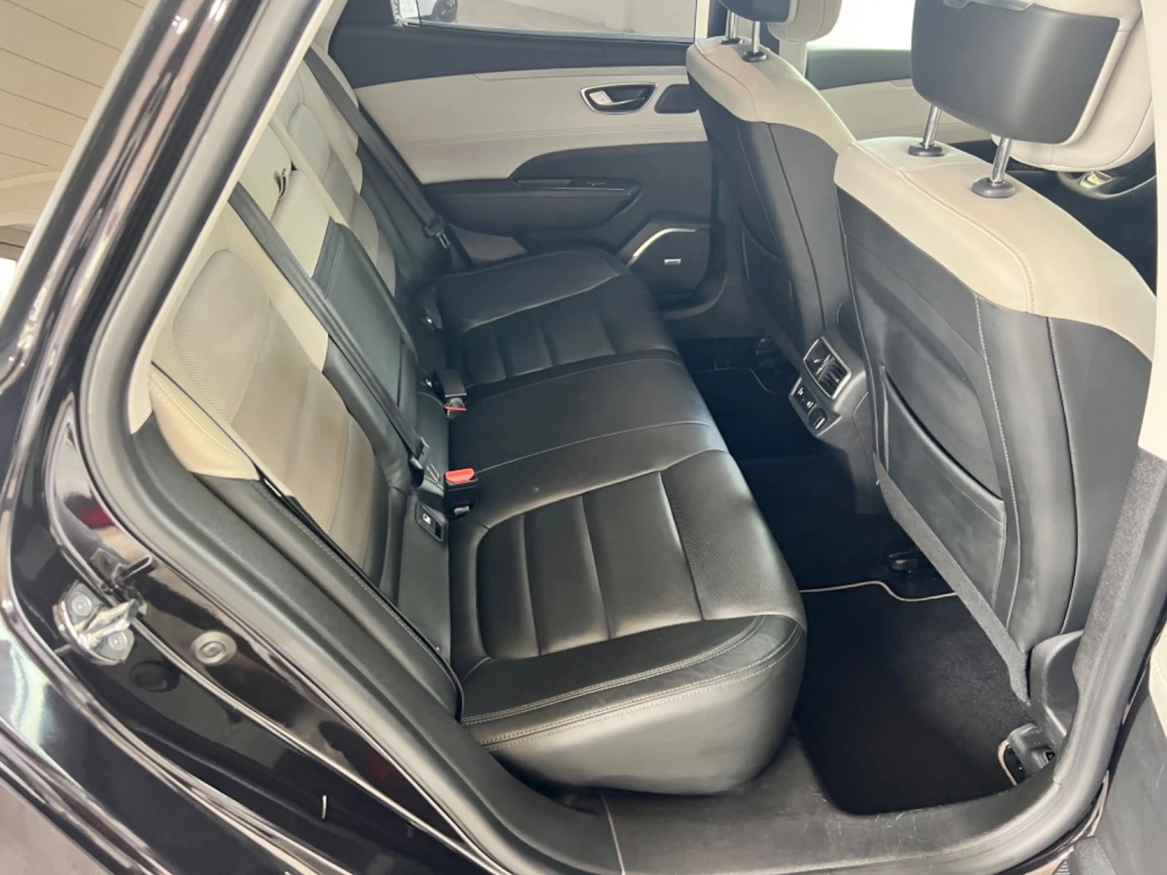 Renault Talisman Grandtour Initiale Paris *1.Hand* — photo 12