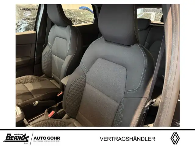 Renault Captur view 11