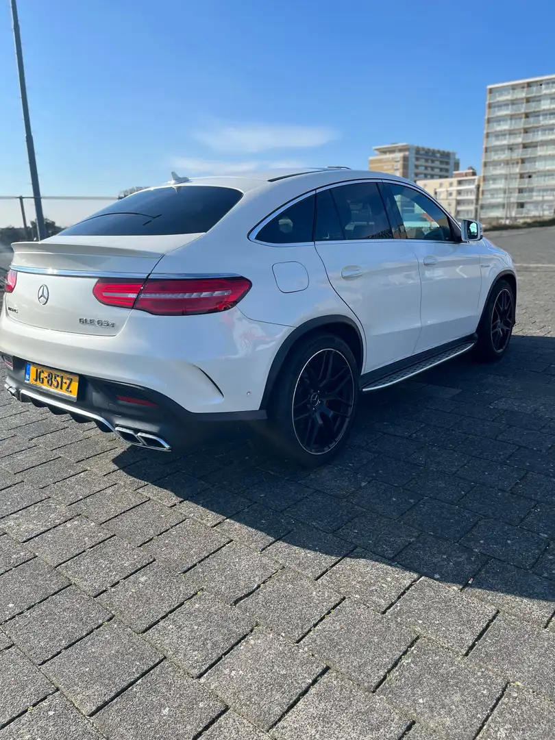 Mercedes-Benz GLE 63 AMG 4MATIC Fehér - 2