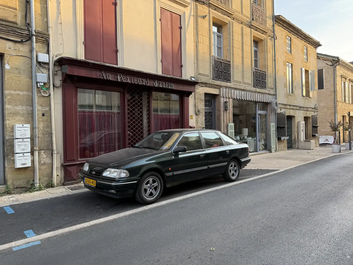 Ford Scorpio Aut. Ghia - 1