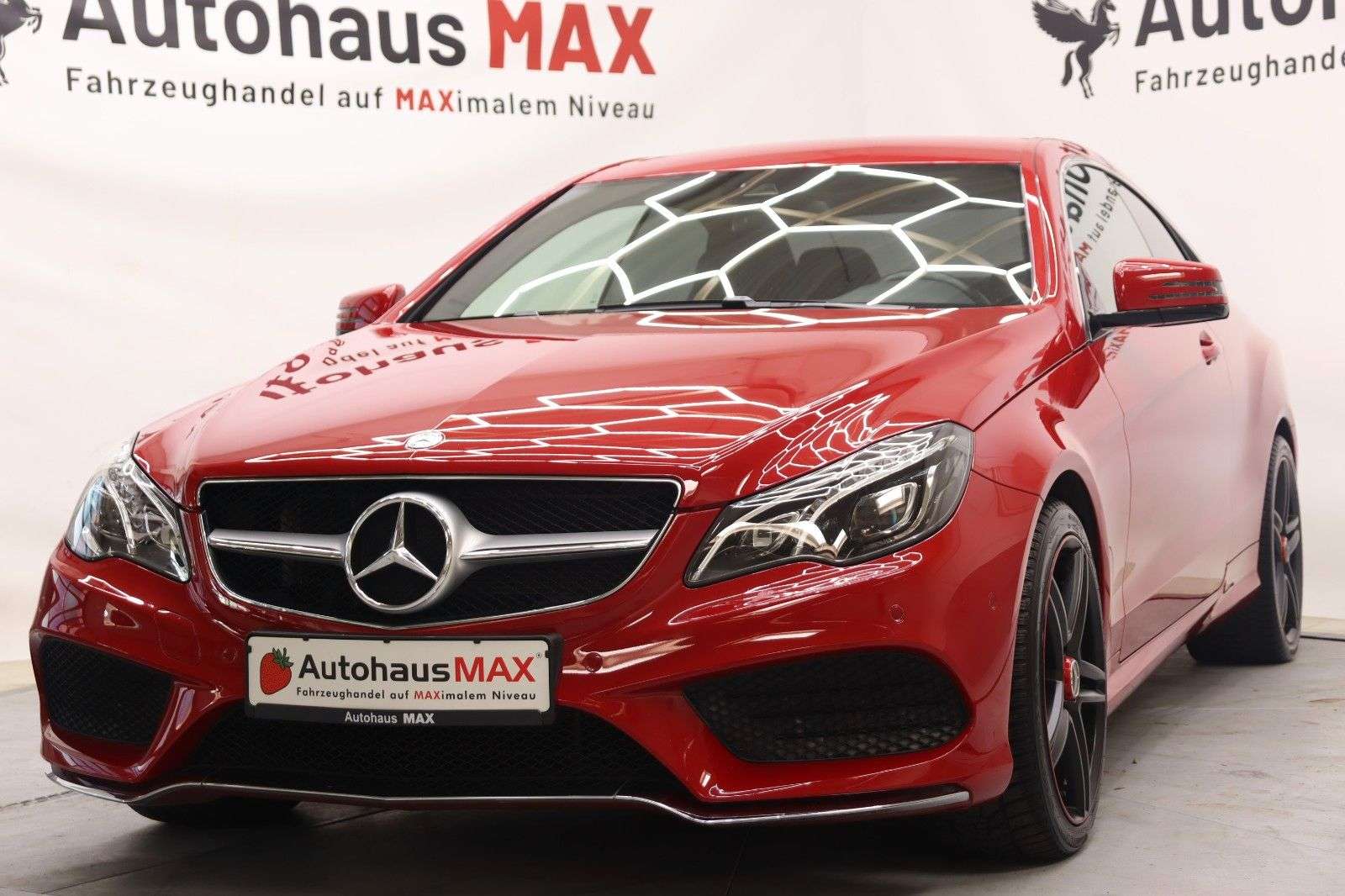 Second hand Mercedes Benz E-Class 300
