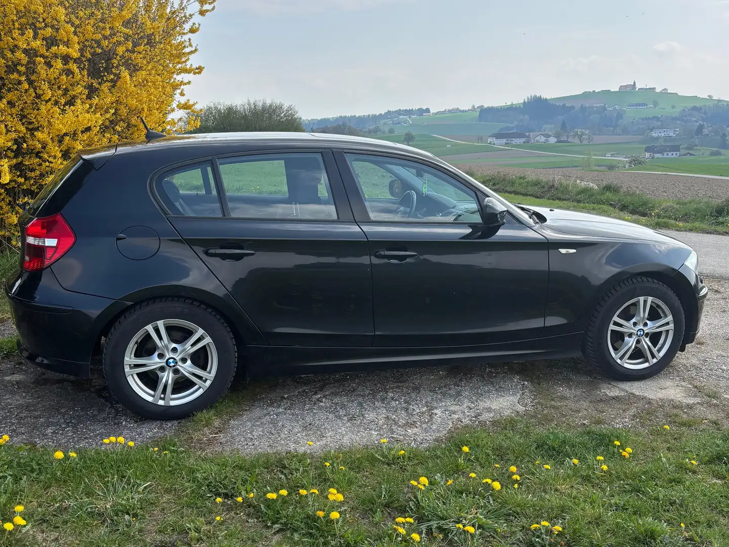 BMW 116 116d Schwarz - 2