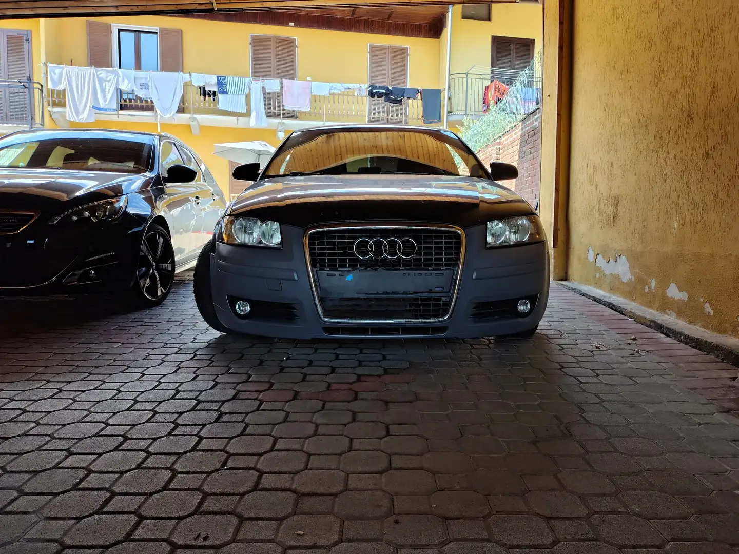 Audi A3 A3 II 2003 8p 2.0 fsi Ambition FL Bleu - 1