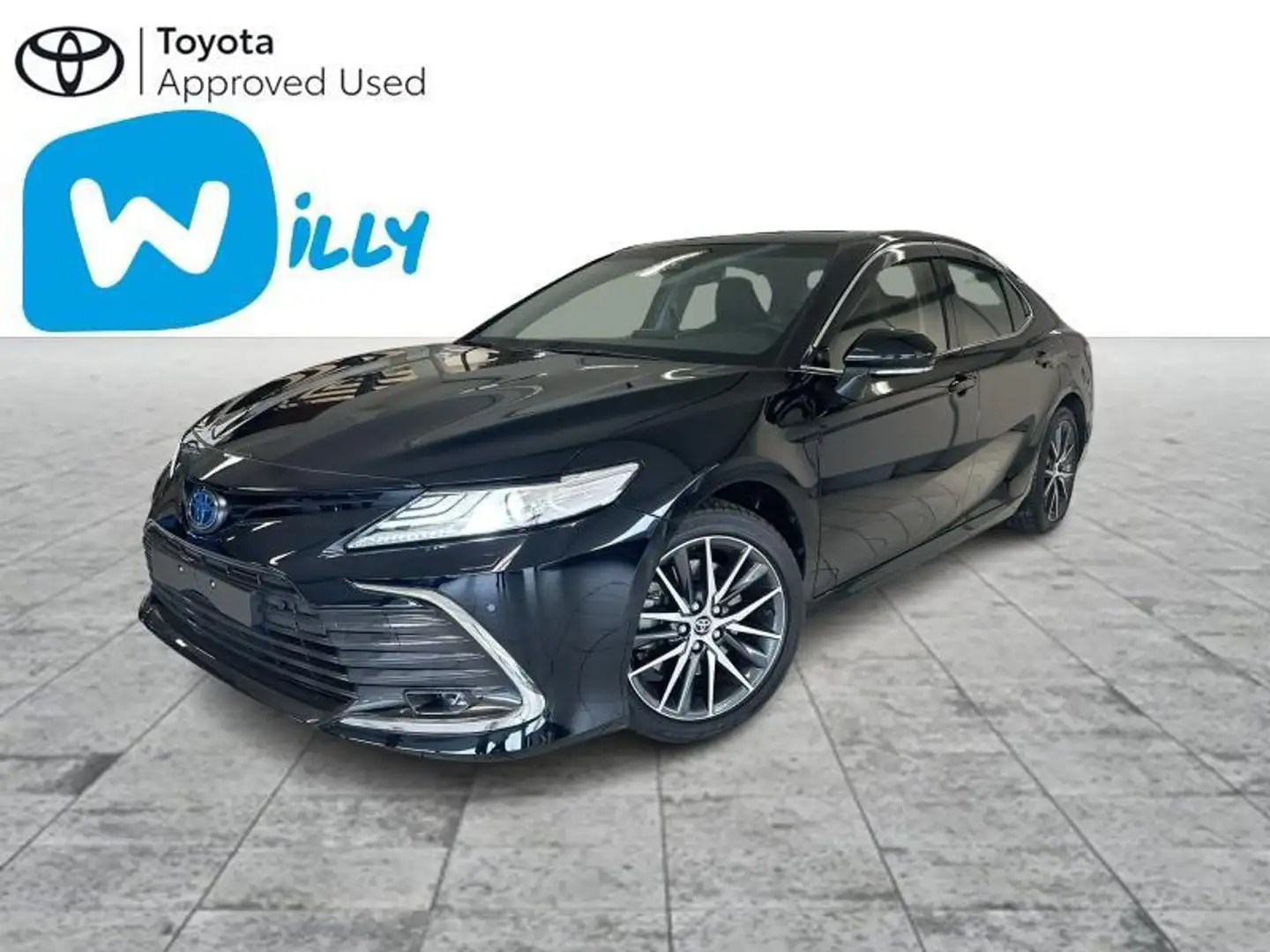 Toyota Camry hybrid Premium Black - 1
