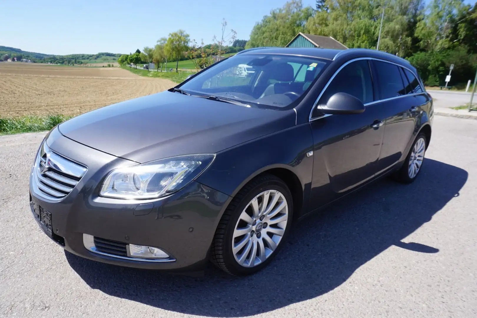 Opel Insignia 2,0 CDTI ECOTEC Cosmo Grau - 2