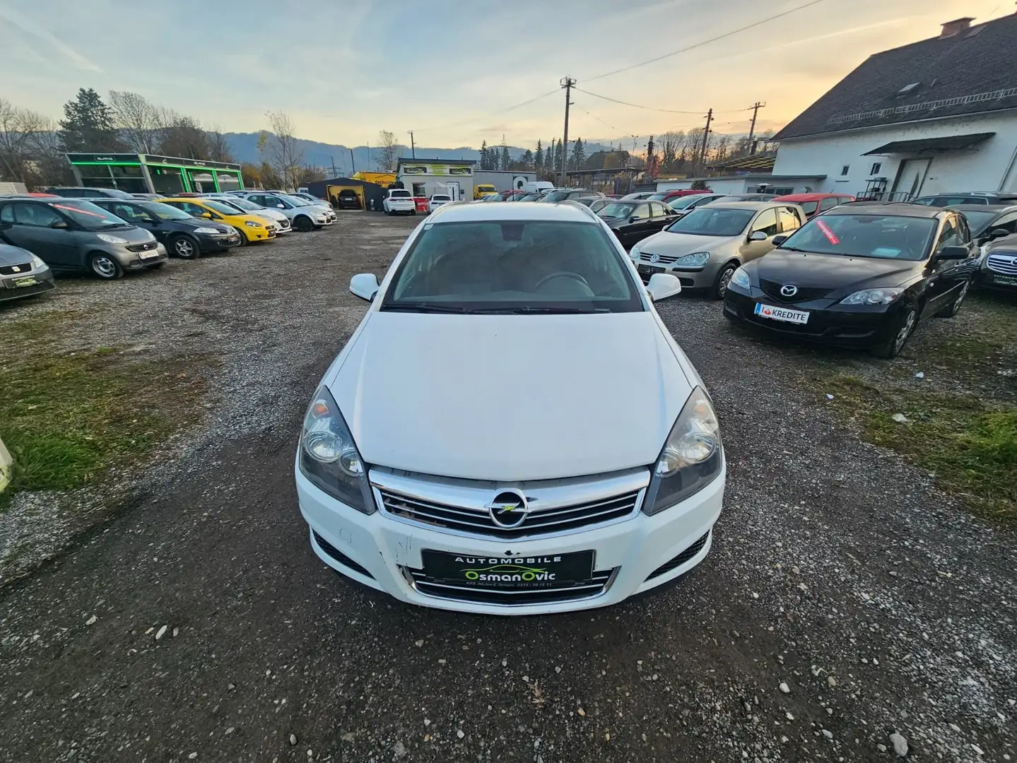 Opel Astra Astra 1,6 Caravan Cool Weiß - 2