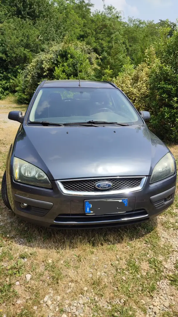 Ford Focus Focus Style Wagon 1.6 tdci 110cv Grigio - 2
