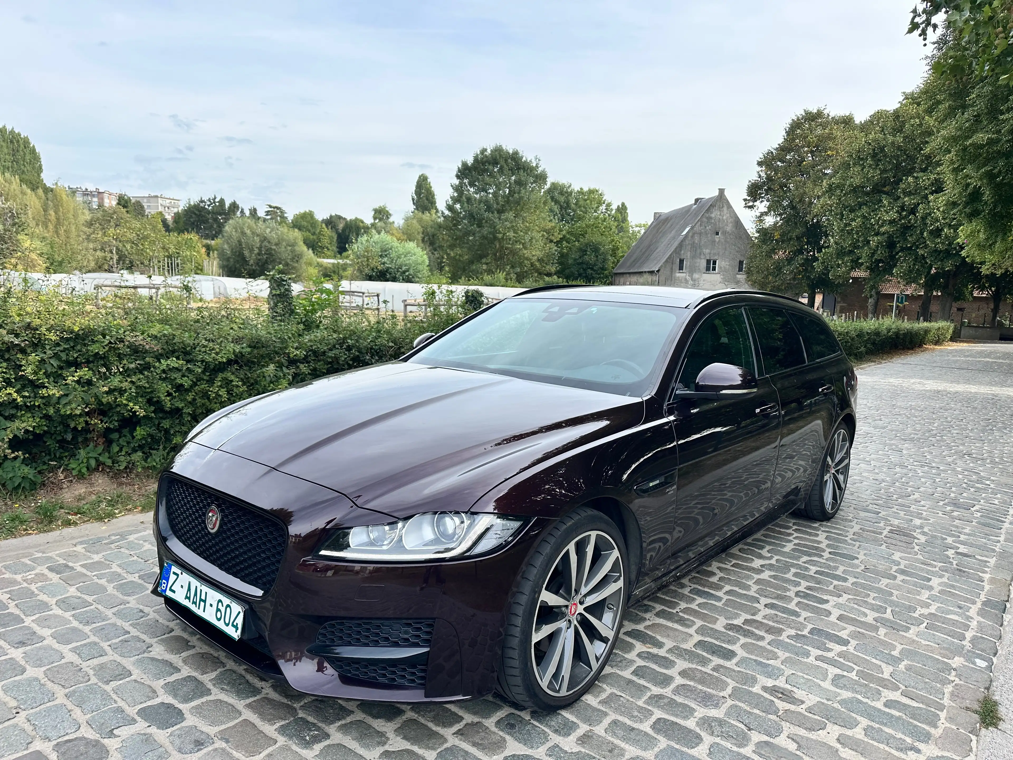 Jaguar XF XF Sportbrake 2.0 D AWD R-Sport (EU6.2) — photo 3