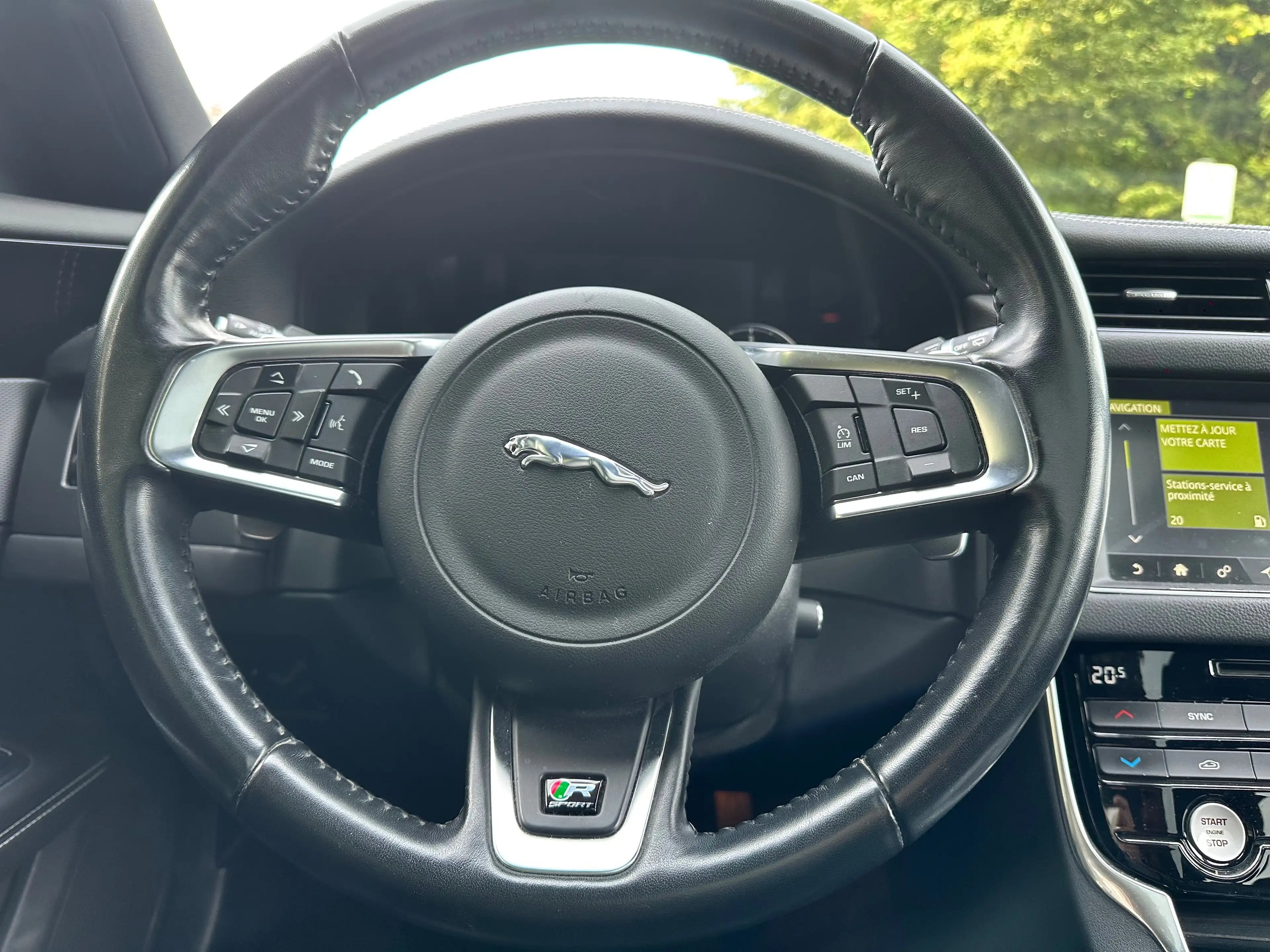 Jaguar XF XF Sportbrake 2.0 D AWD R-Sport (EU6.2) — photo 5