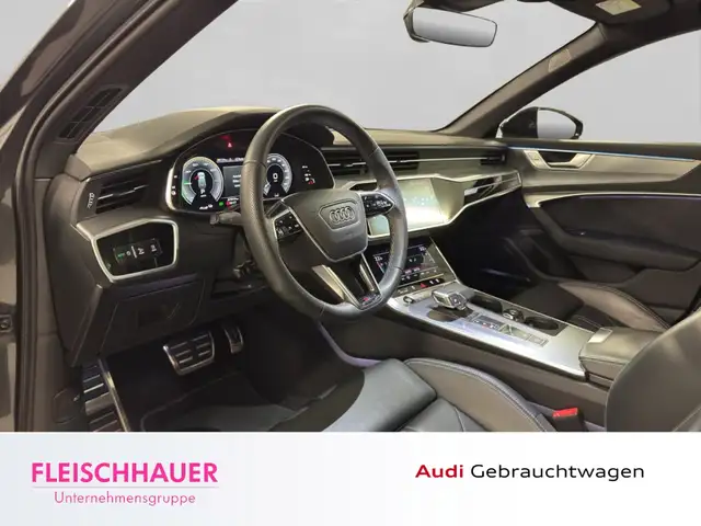 Audi A6 Avant view 9