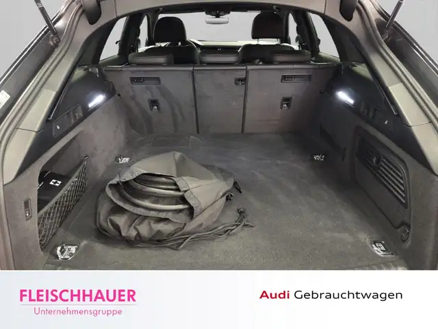 Audi A6 view 20