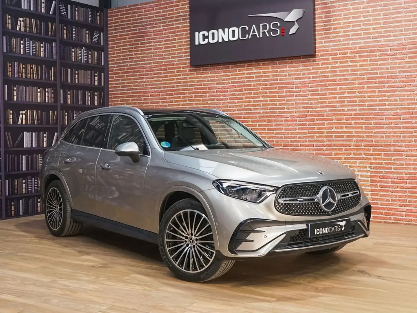 Mercedes-Benz GLC 220 d 4MATIC Zilver - 2