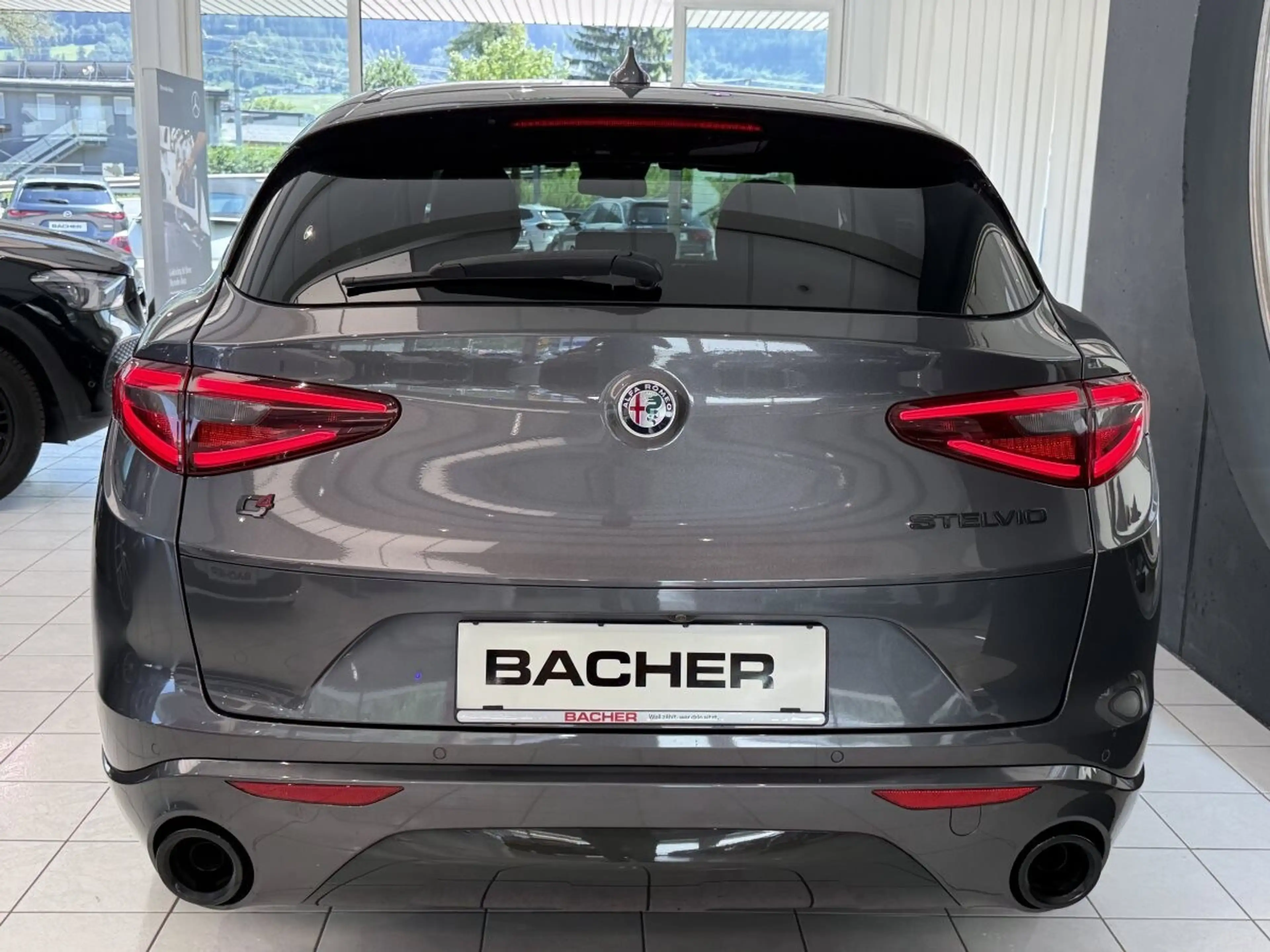 Alfa Romeo Stelvio Veloce Q4 — photo 5